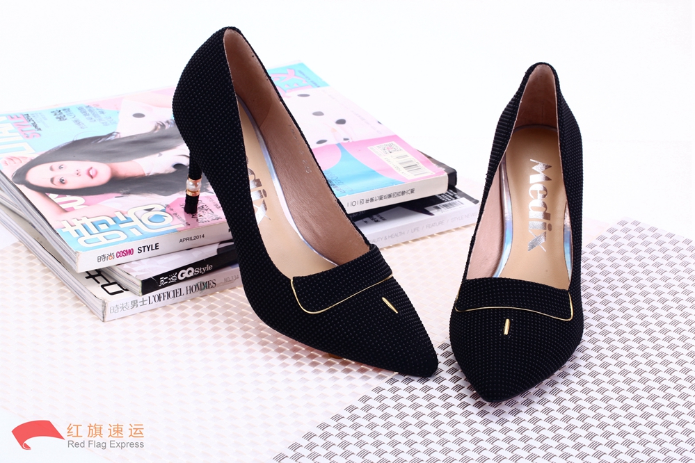 16395527055437.jpg 攝圖網_500766859_高跟鞋(企業商用)_副本.jpg