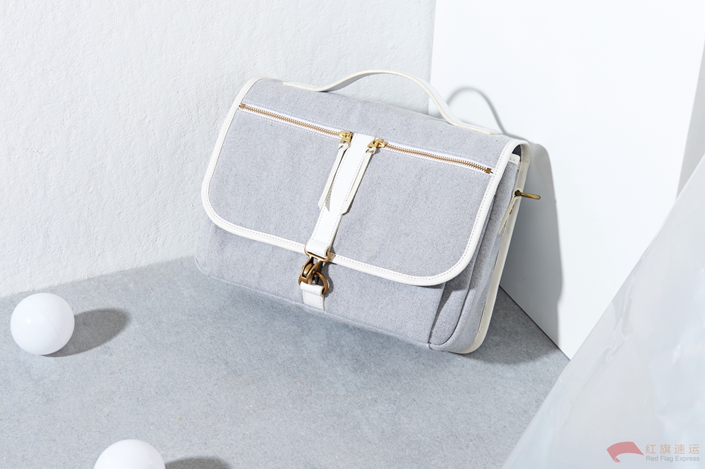 16396435008694.jpg 攝圖網(wǎng)_500990327_包包女士男士手提包錢包斜挎包背包(企業(yè)商用)_副本.jpg