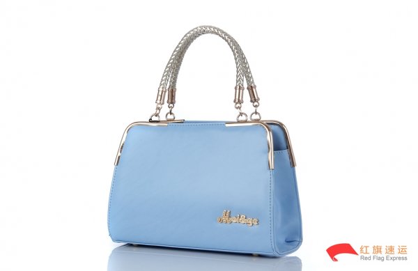 加拿大代購的普拉達(Prada)如何直郵？