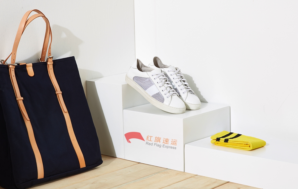 奢侈品轉運中國